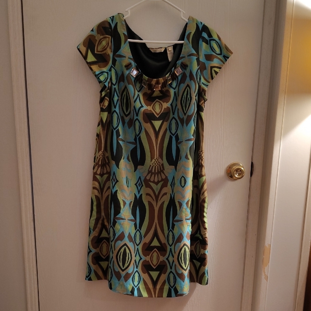 Chic Geometric Patterned Mini Dress - image 1